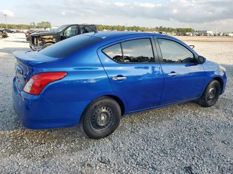 2017 NISSAN VERSA S  