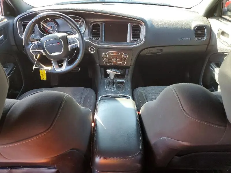 2015 DODGE CHARGER SXT  