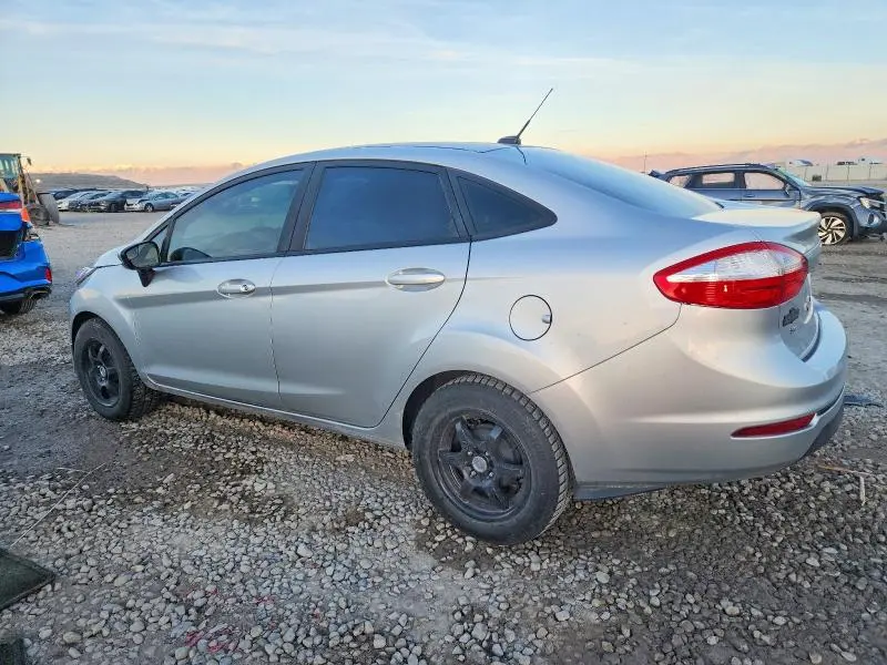 2018 FORD FIESTA SE  
