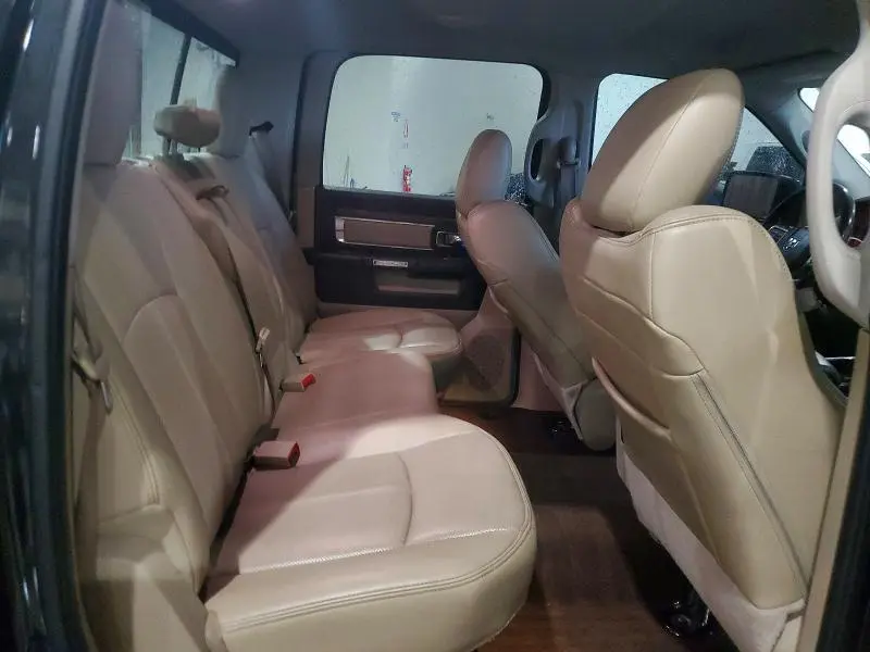 2018 RAM 1500 LARAMIE  
