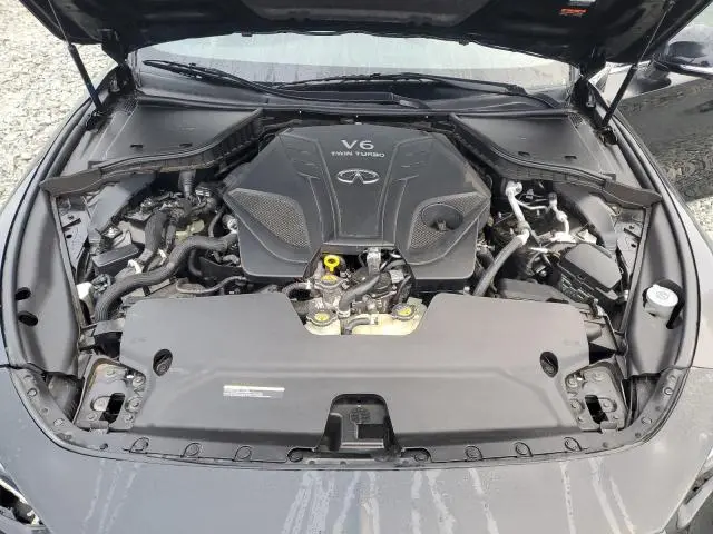 2021 INFINITI Q60 LUXE  