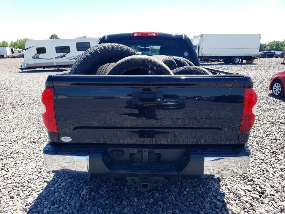 2015 TOYOTA TUNDRA CREWMAX LIMITED  
