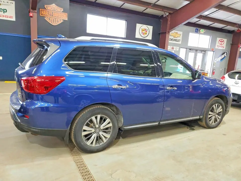 2019 NISSAN PATHFINDER S  