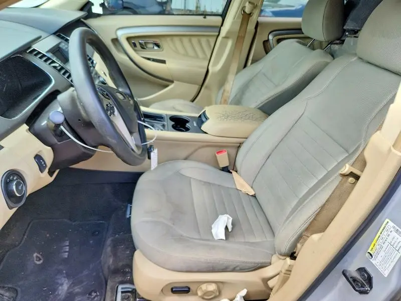 2015 FORD TAURUS SE  