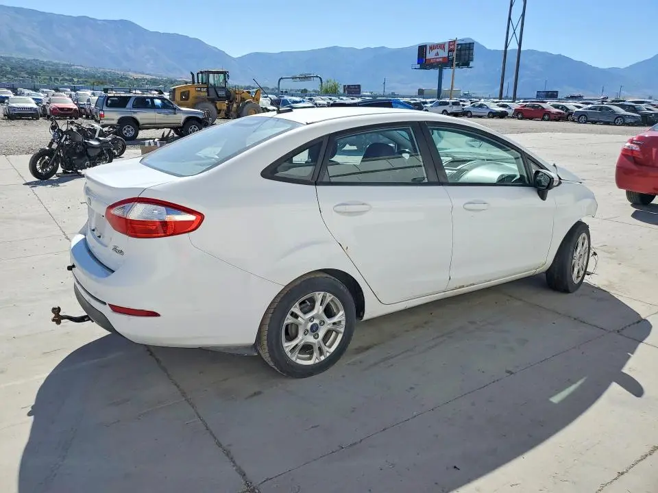 2014 FORD FIESTA SE  