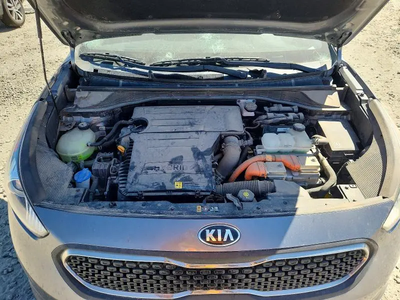 2018 KIA NIRO LX  