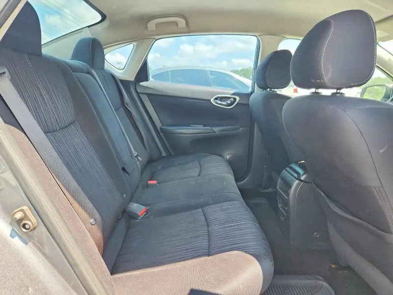 2018 NISSAN SENTRA SV  