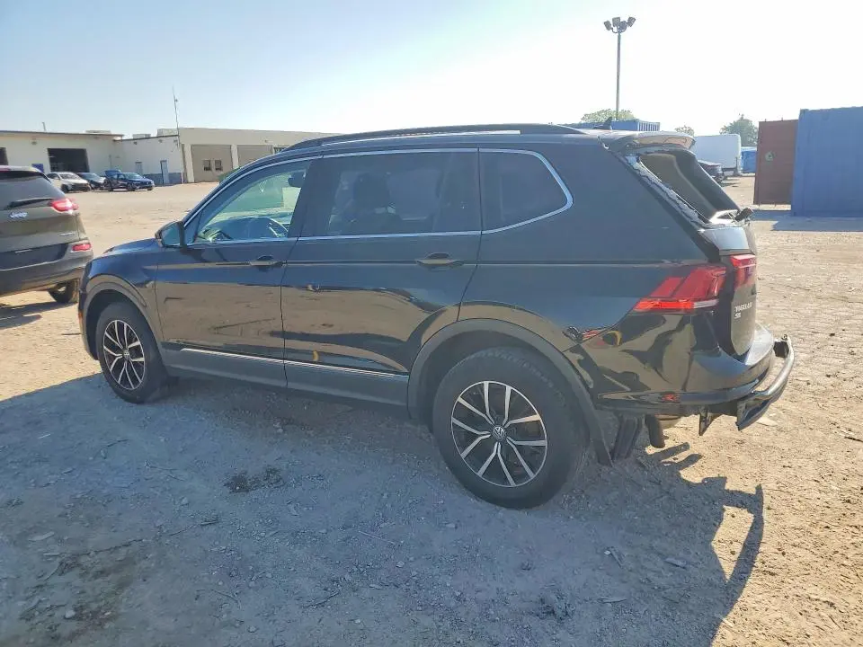 2021 VOLKSWAGEN TIGUAN SE  