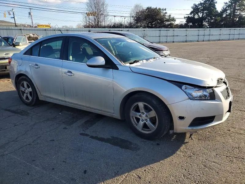 2013 CHEVROLET CRUZE LT  