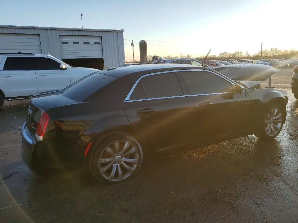 2019 CHRYSLER 300 TOURING  