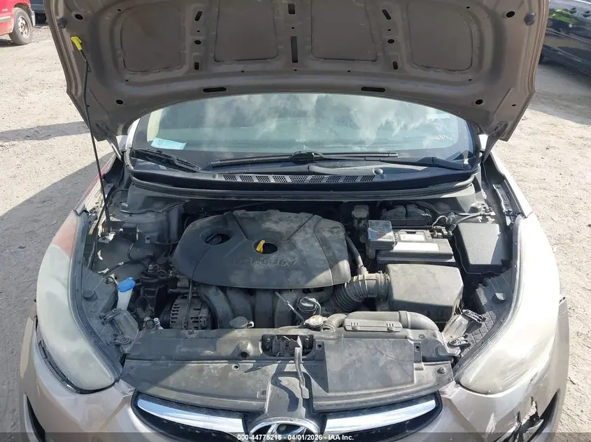 2013 HYUNDAI ELANTRA GLS