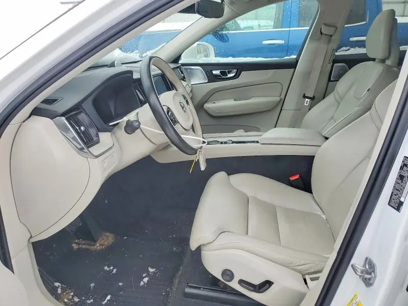 2018 VOLVO XC60 T6  