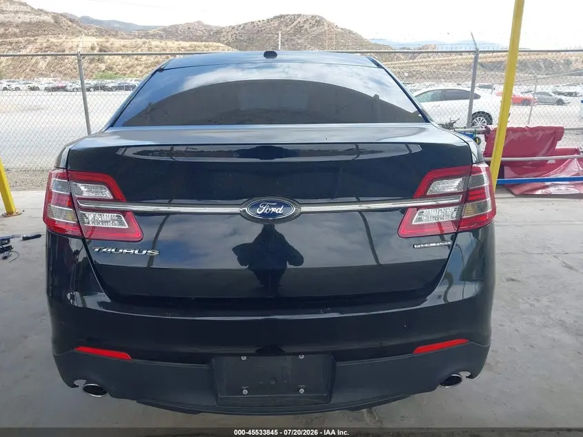 2018 FORD TAURUS SE