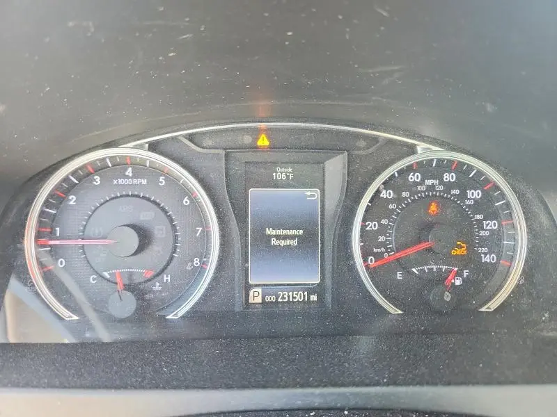 2017 TOYOTA CAMRY SE  