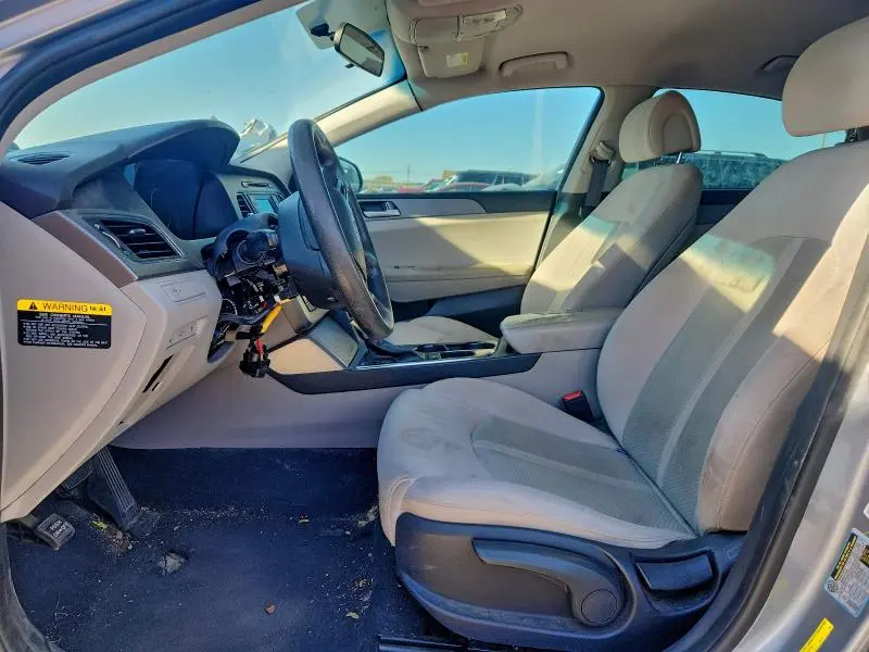 2017 HYUNDAI SONATA SE  