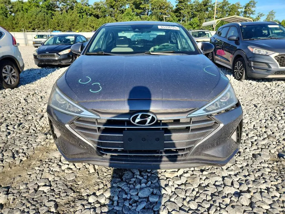 2020 HYUNDAI ELANTRA SEL  