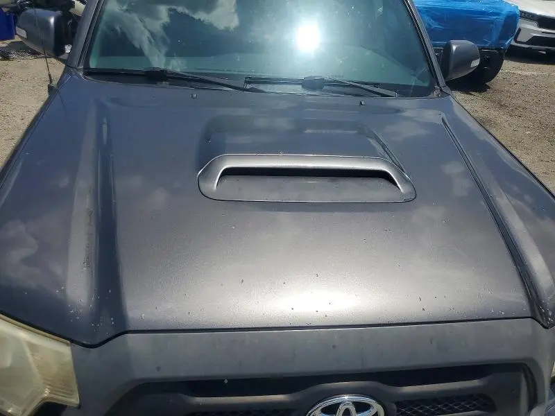 2012 TOYOTA TACOMA V6  