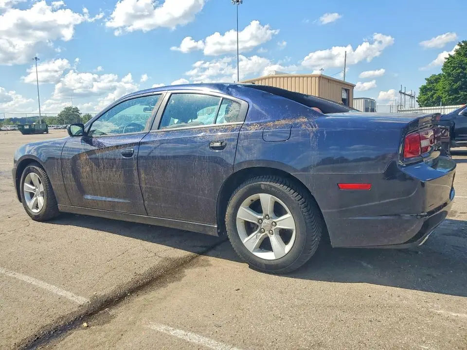 2012 DODGE CHARGER SE  