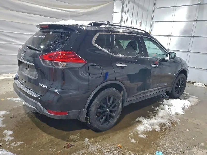 2017 NISSAN ROGUE SV  