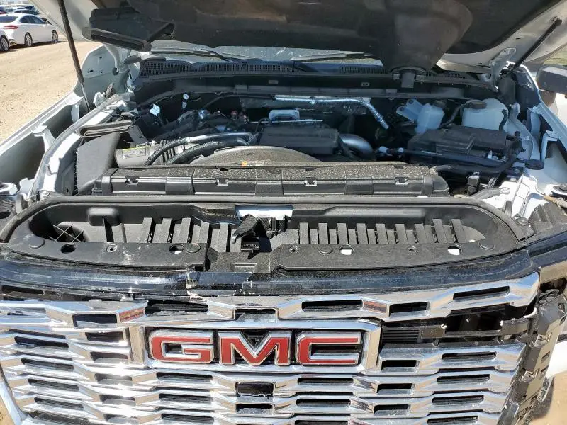 2025 GMC SIERRA K2500 DENALI  