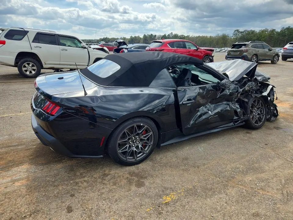 2025 FORD MUSTANG GT  