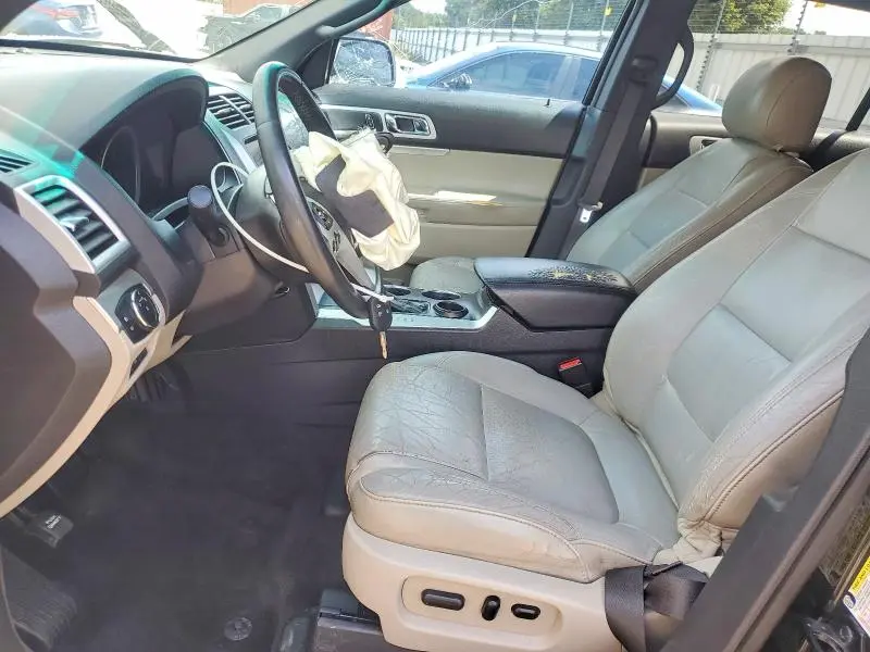 2011 FORD EXPLORER XLT  