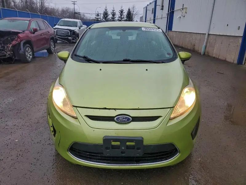 2011 FORD FIESTA SE  