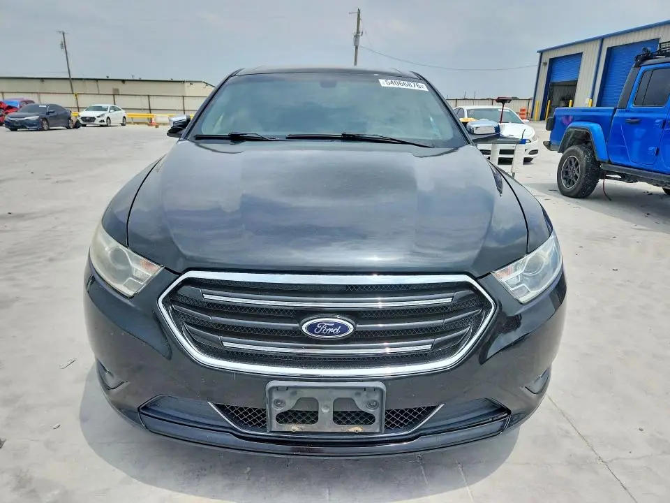 2013 FORD TAURUS LIMITED  