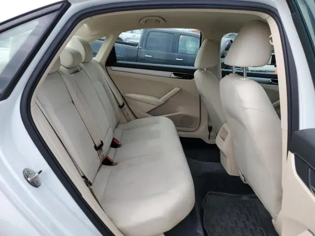 2018 VOLKSWAGEN PASSAT S  