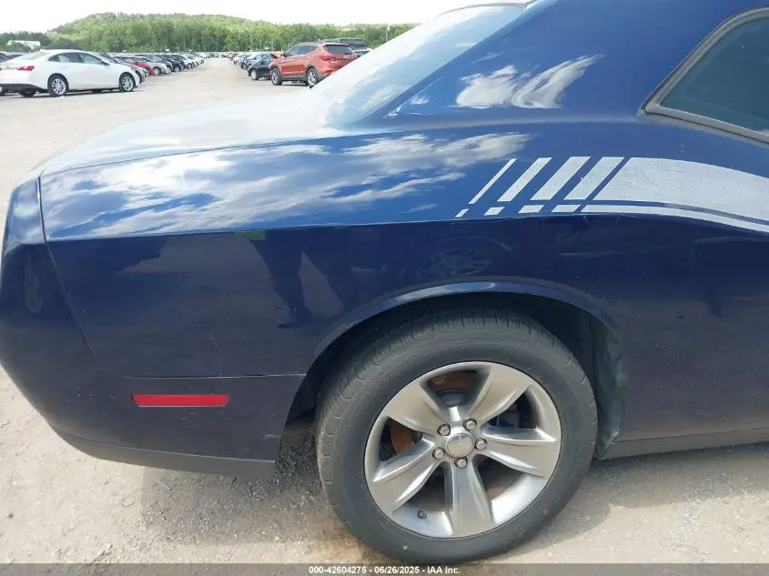 2016 DODGE CHALLENGER SXT