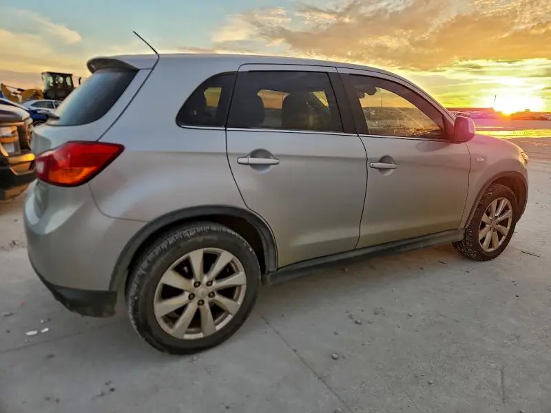 2015 MITSUBISHI OUTLANDER SPORT SE  