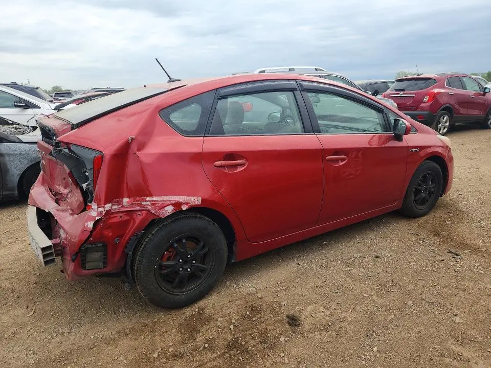 2010 TOYOTA PRIUS III  