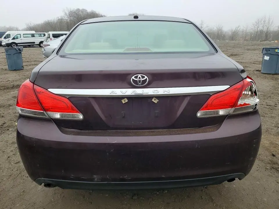 2011 TOYOTA AVALON BASE  