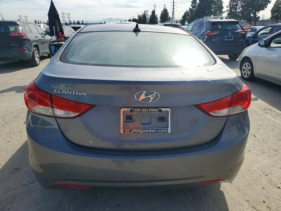 2011 HYUNDAI ELANTRA GLS  