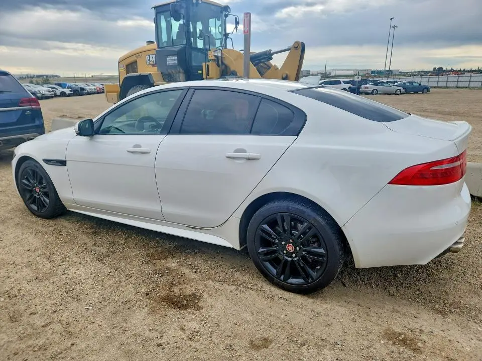 2018 JAGUAR XE R - SPORT  