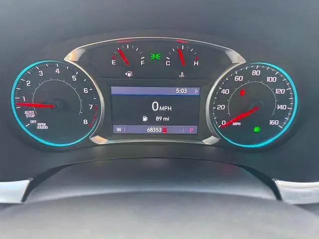 2021 CHEVROLET TRAVERSE LT  