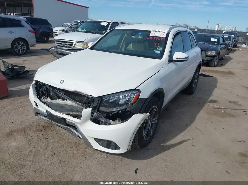 2016 MERCEDES-BENZ GLC 300  