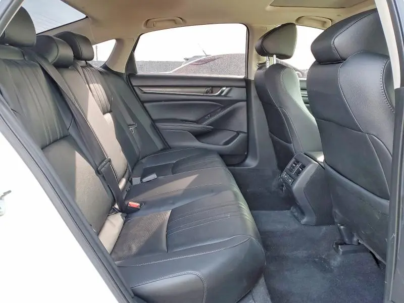 2020 HONDA ACCORD TOURING  