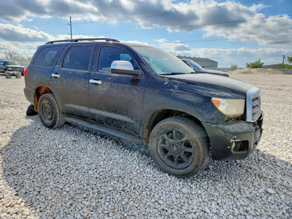 2013 TOYOTA SEQUOIA PLATINUM  