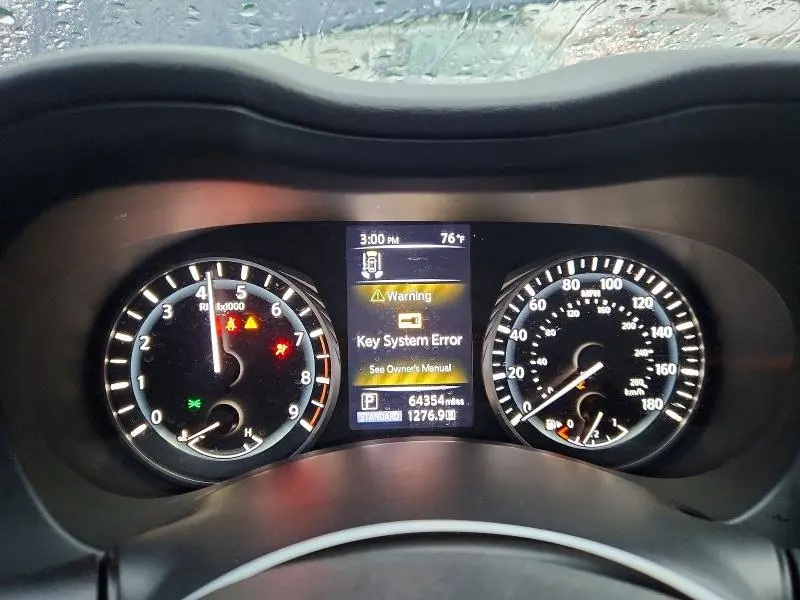 2021 INFINITI Q60 LUXE  
