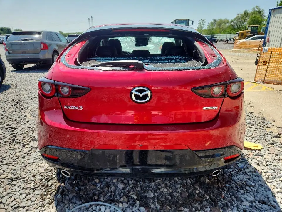 2025 MAZDA 3 PREFERRED  