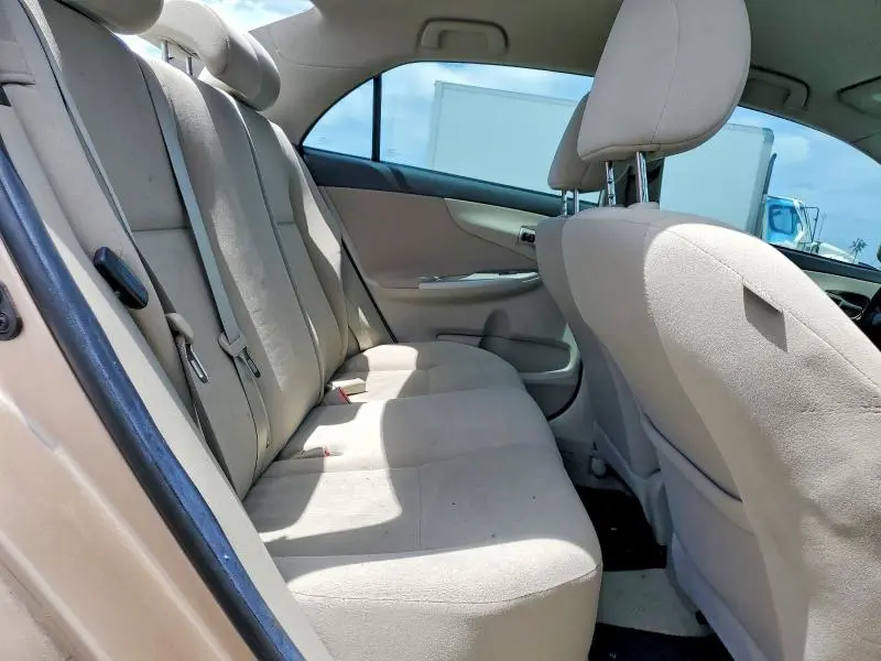 2013 TOYOTA COROLLA L  
