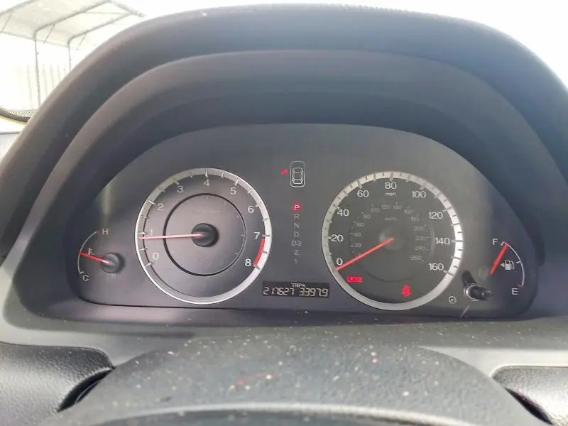 2011 HONDA ACCORD LX  