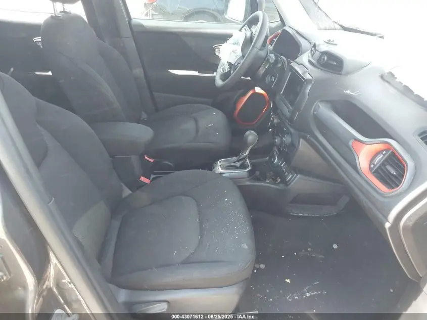 2019 JEEP RENEGADE UPLAND 4X4