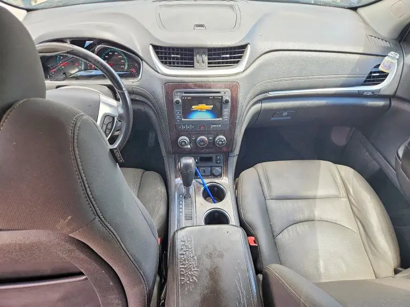 2015 CHEVROLET TRAVERSE LT  