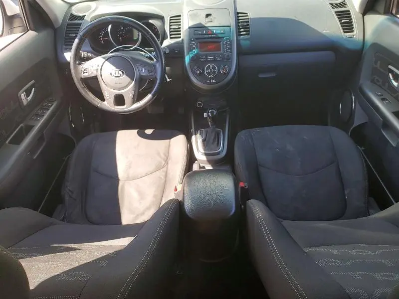 2013 KIA SOUL +  