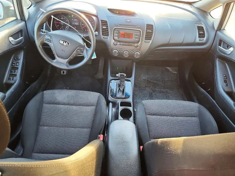 2018 KIA FORTE LX  