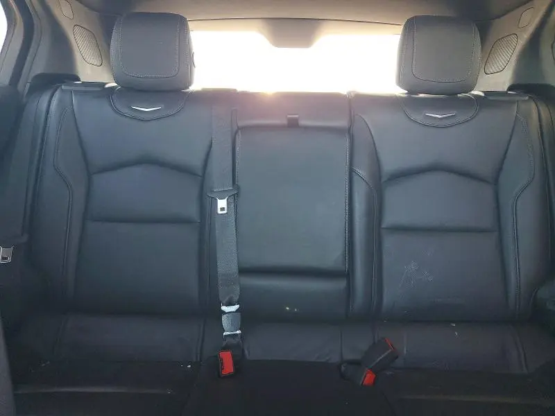 2019 CADILLAC XT4 PREMIUM LUXURY  