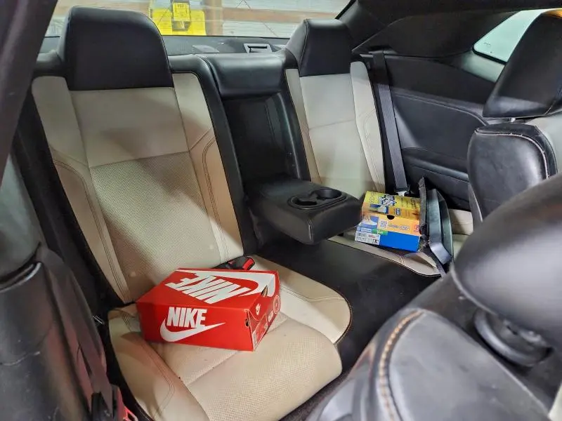 2015 DODGE CHALLENGER SXT PLUS  