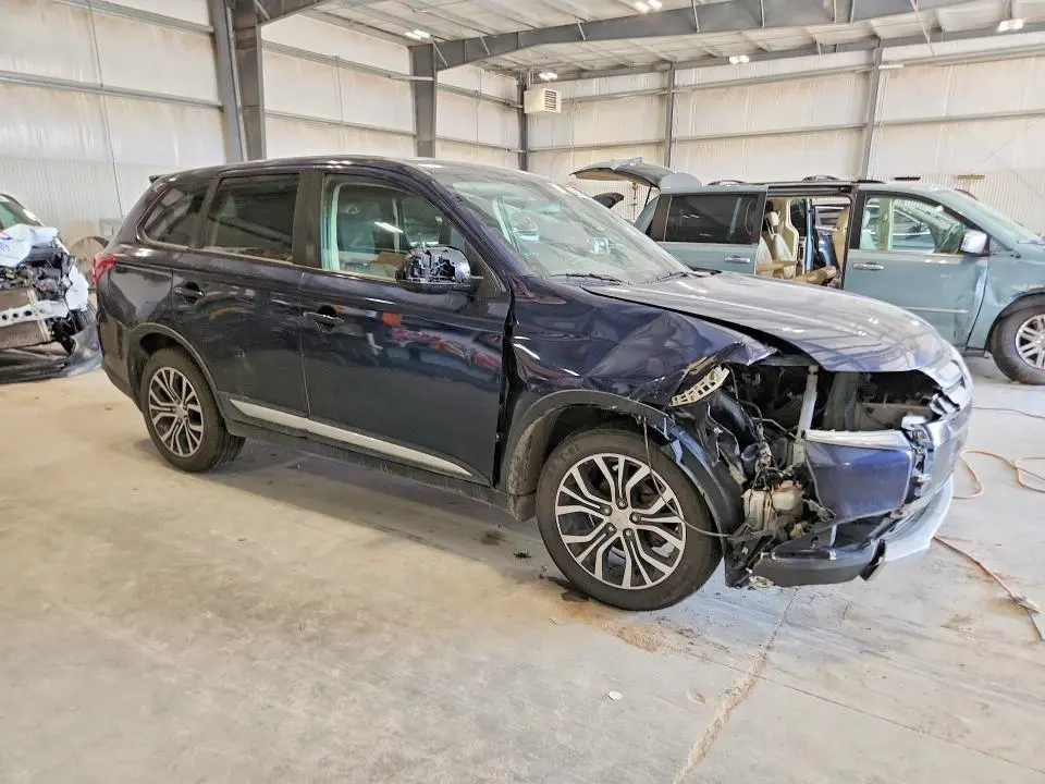 2017 MITSUBISHI OUTLANDER ES  